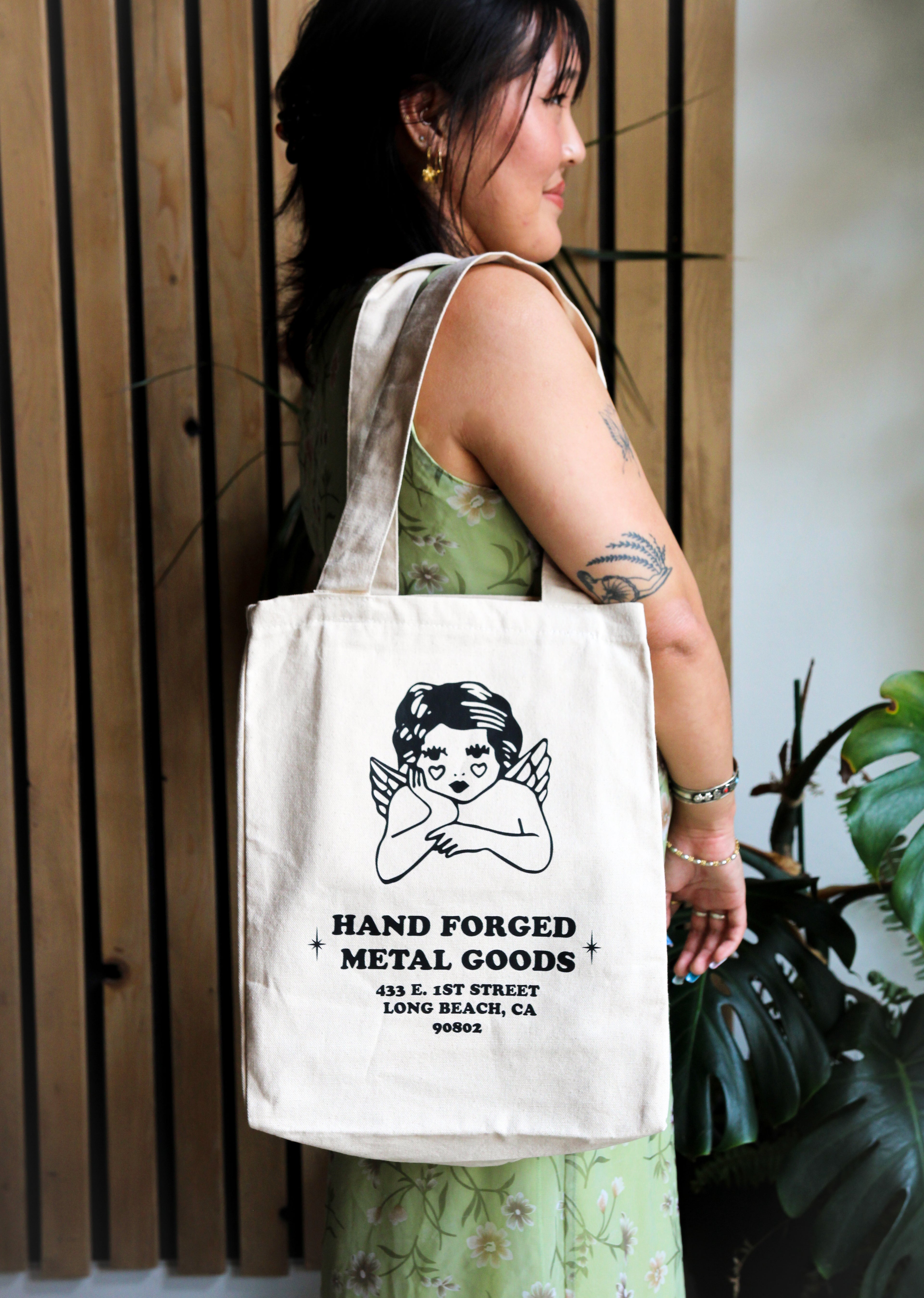 HB Metal Tote