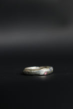 Load image into Gallery viewer, Recycled Sterling Silver Gemmy Freeform Ring Size 5
